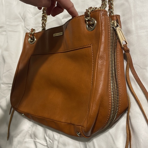 Rebecca Minkoff Tan Leather crossbody shoulder bag with chain adjustable strap. - Picture 2 of 11